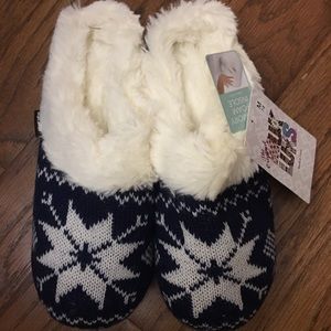 MUK LUKS Briar Slippers